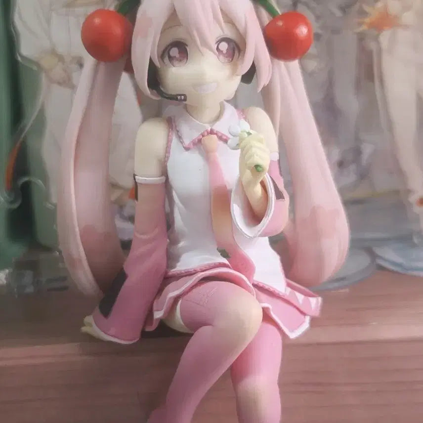 [BUNJANG] Sakura Miku Noodles Stopper Figure 2022 / 사쿠라미쿠 누들스토퍼 피규어 2022