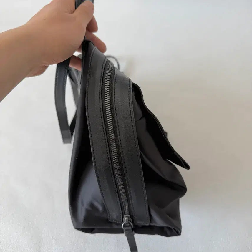 [BUNJANG] KUHO Leather &amp; Fabric Tote Crossbag / 구호(KUHO) 레더&amp;원단 토트 크로스백