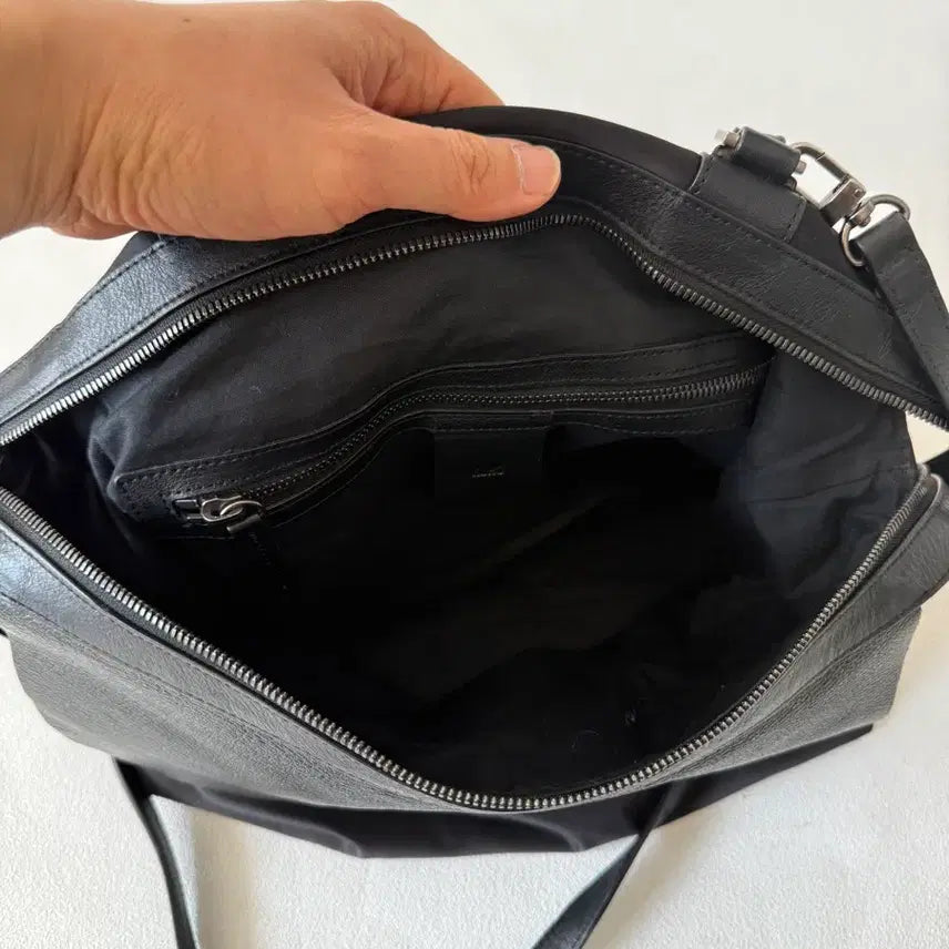 [BUNJANG] KUHO Leather &amp; Fabric Tote Crossbag / 구호(KUHO) 레더&amp;원단 토트 크로스백