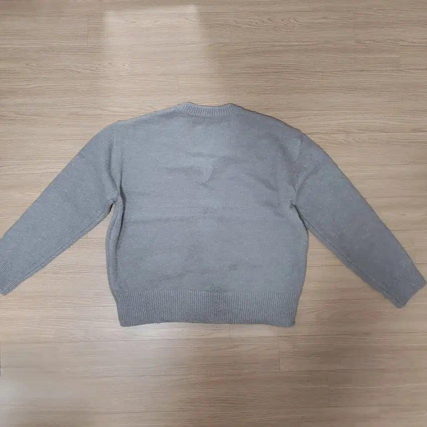 [BUNJANG] Overfit Twinkle V-Neck Long Sleeve Knit Top / 오버핏 트윙클 브이넥 긴팔니트티