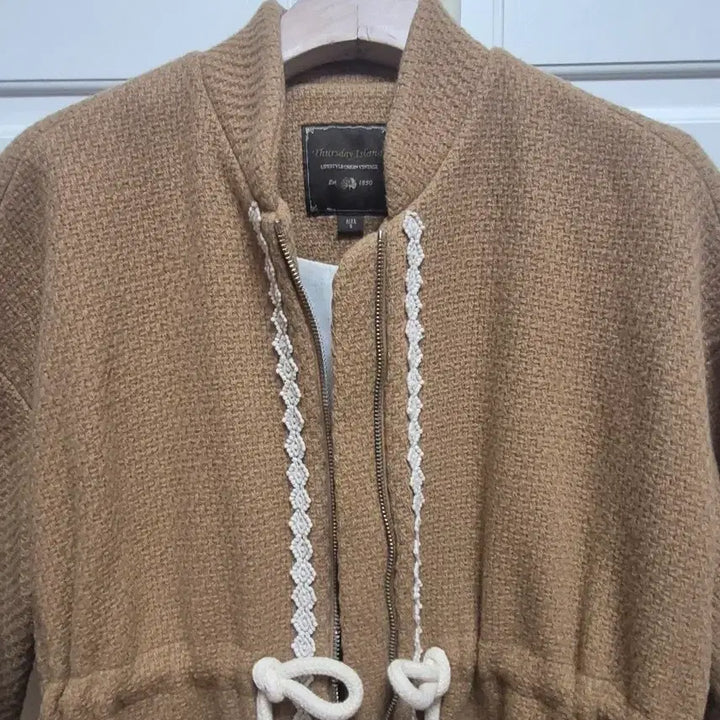 [BUNJANG] Thursday Island Short Coat Jacket / 써스데이아일랜드 코트형 숏자켓s
