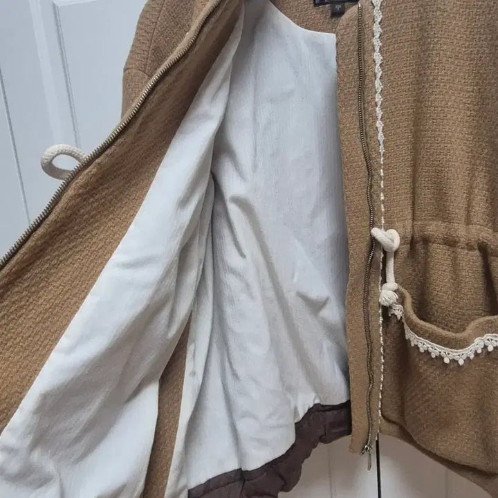 [BUNJANG] Thursday Island Short Coat Jacket / 써스데이아일랜드 코트형 숏자켓s