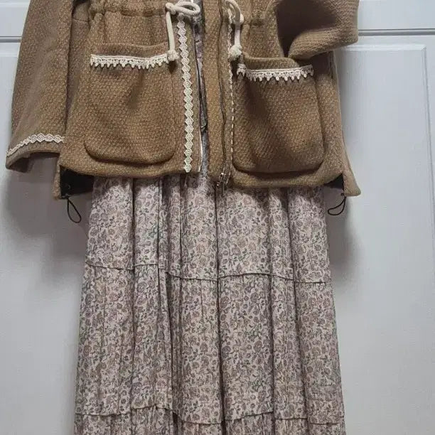 [BUNJANG] Thursday Island Short Coat Jacket / 써스데이아일랜드 코트형 숏자켓s
