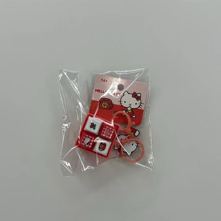 [SOLD OUT] 헬로키티 키캡 키링 4구 LED키캡 키링 ,키티 딸깍이 키링