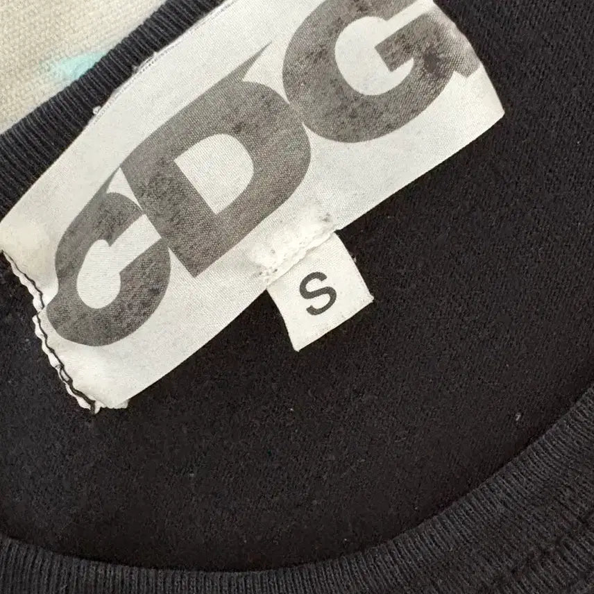 [BUNJANG] Comme des Garcons Black T-Shirt / 꼼데가르송 반팔