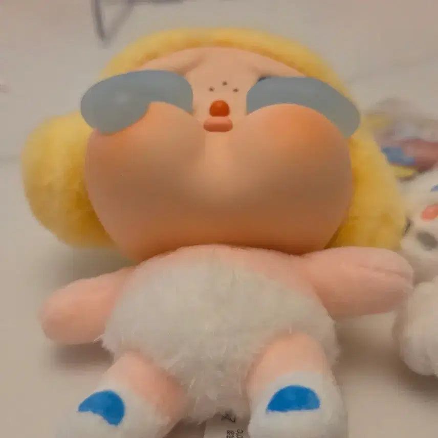 [BUNJANG] Crybaby Again Secret Blonde Figure / 크라이베이비 어게인 시크릿 금발