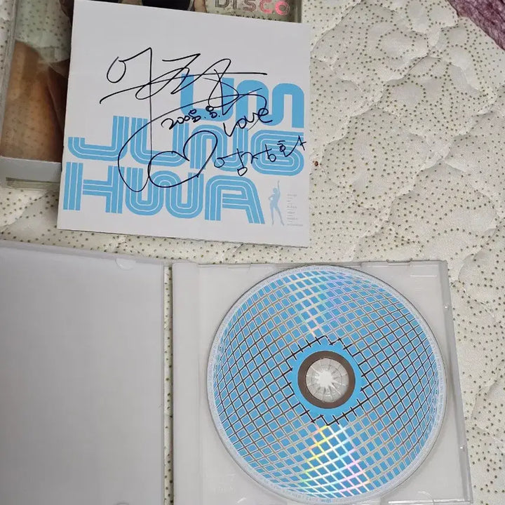 [BUNJANG] Uhm Jung Hwa Disco Signed Album / 엄정화 10집 Disco (싸인반)