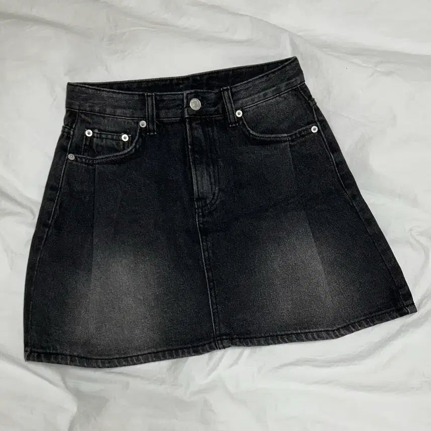 [BUNJANG] Denim Pintuck Mini Skirt - Black (M) / 새상품) 데님 핀턱 미니 스커트 흑청 m