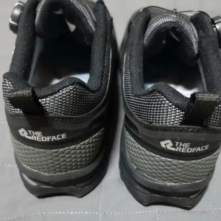 [BUNJANG] Redface Tracking Shoes / 레드페이스 트래킹화