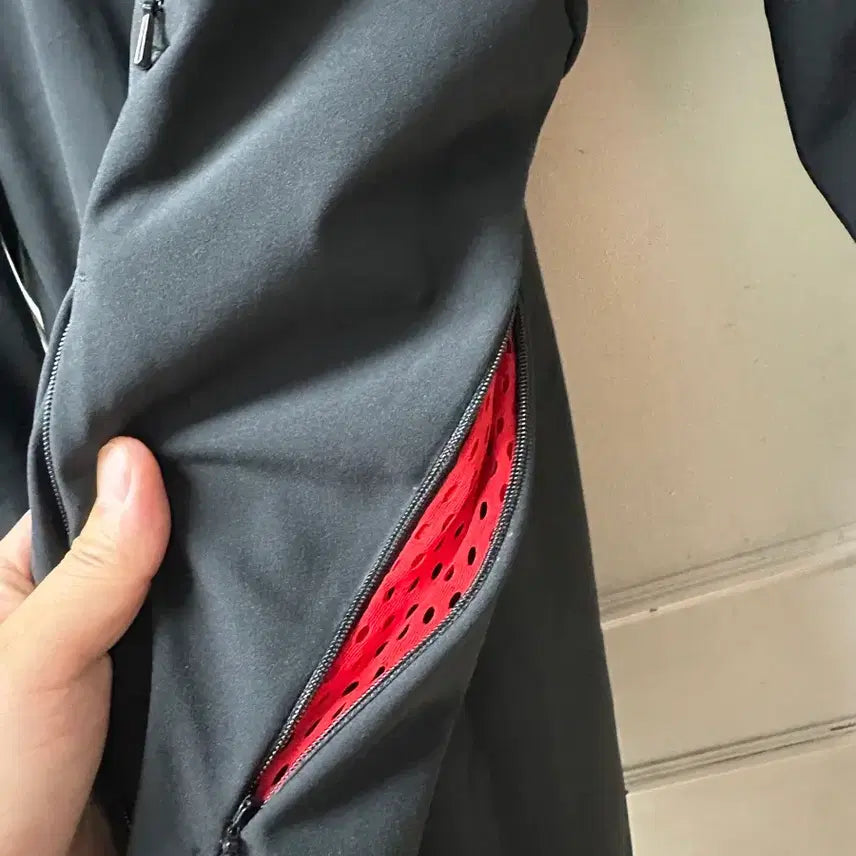 [BUNJANG] Adidas Hooded Zip-up Jacket / [L]아디다스후드집업