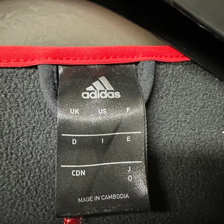 [BUNJANG] Adidas Hooded Zip-up Jacket / [L]아디다스후드집업