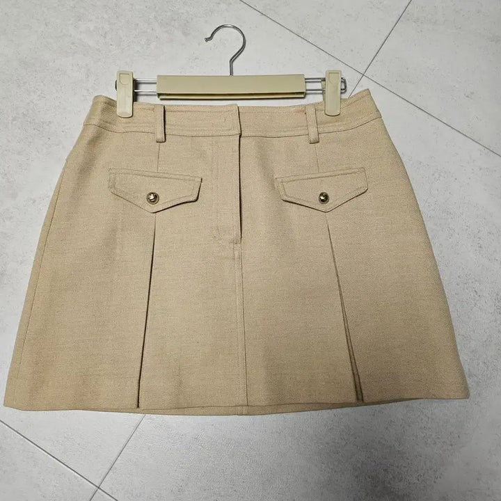 [BUNJANG] Lookast Tiny Pleats Mini Skirt Beige M / 룩캐스트 티니 플리츠 미니 스커트 베이지 M