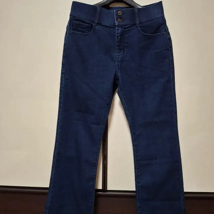[BUNJANG] A+G Bootcut Banding Jeans / A+G 부츠컷 밴딩 청바지 29인치정도   봄 용