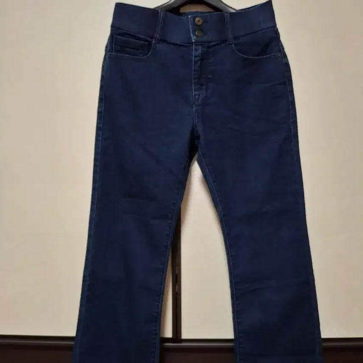 [BUNJANG] A+G Bootcut Banding Jeans / A+G 부츠컷 밴딩 청바지 29인치정도   봄 용