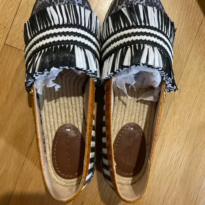 [BUNJANG] Coach Slip-on Shoes / 코치 슬립온