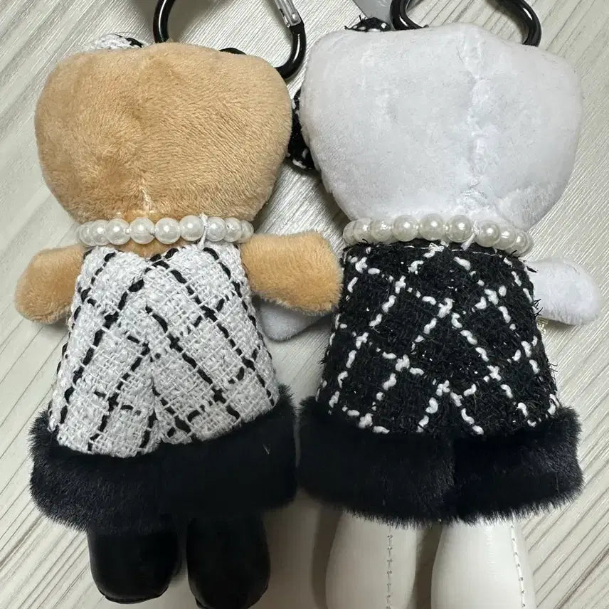 [BUNJANG] Hello Kitty Tweed Dress Keyring Set / 세트) 헬로키티 인형 키링 트위드 드레스