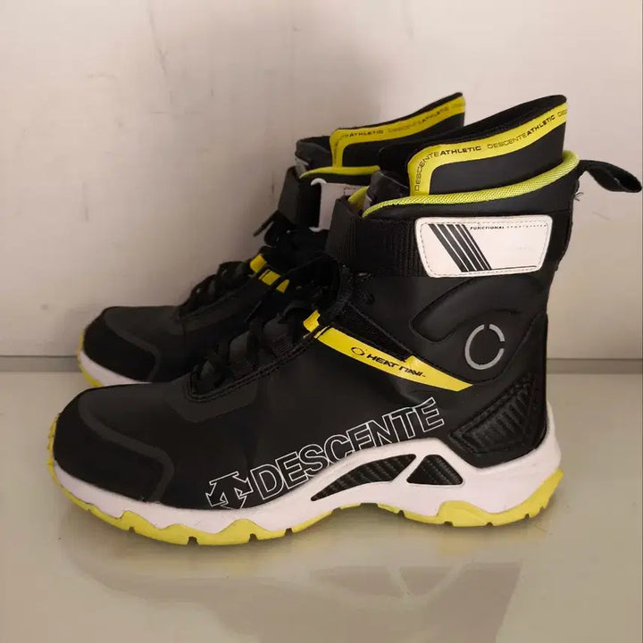 [BUNJANG] Descente Park Bo-gum Ski &amp; Snowboard Boots 260mm / 260mm 데상트 박보검 스키화 보드화