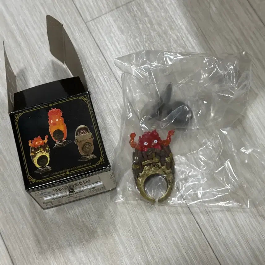[BUNJANG] Ghibli Calcifer Kazar Ring Figure / 지브레 캘시퍼 카자링 피규어