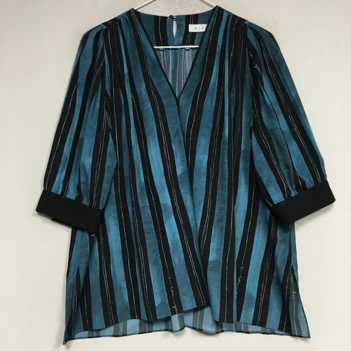 [BUNJANG] MICHAA Striped Blouse 85 / MICHAA 미샤 스트라이프 블라우스 85
