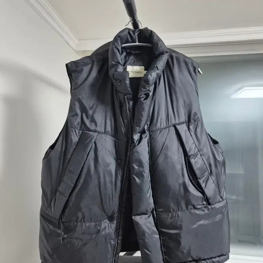 [BUNJANG] Thomas More Filberg Down Vest - Black / (s) 토마스모어 필버그 다운베스트-블랙