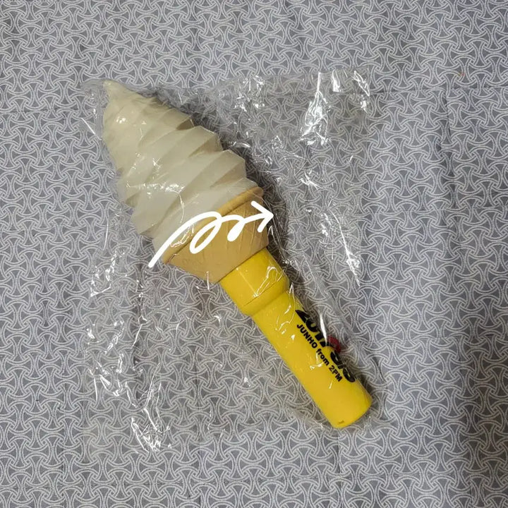 [BUNJANG] Lee Junho Ice Cream Stick Lightstick / 이준호 응원봉 아이스크림봉