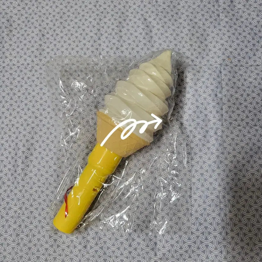 [BUNJANG] Lee Junho Ice Cream Stick Lightstick / 이준호 응원봉 아이스크림봉