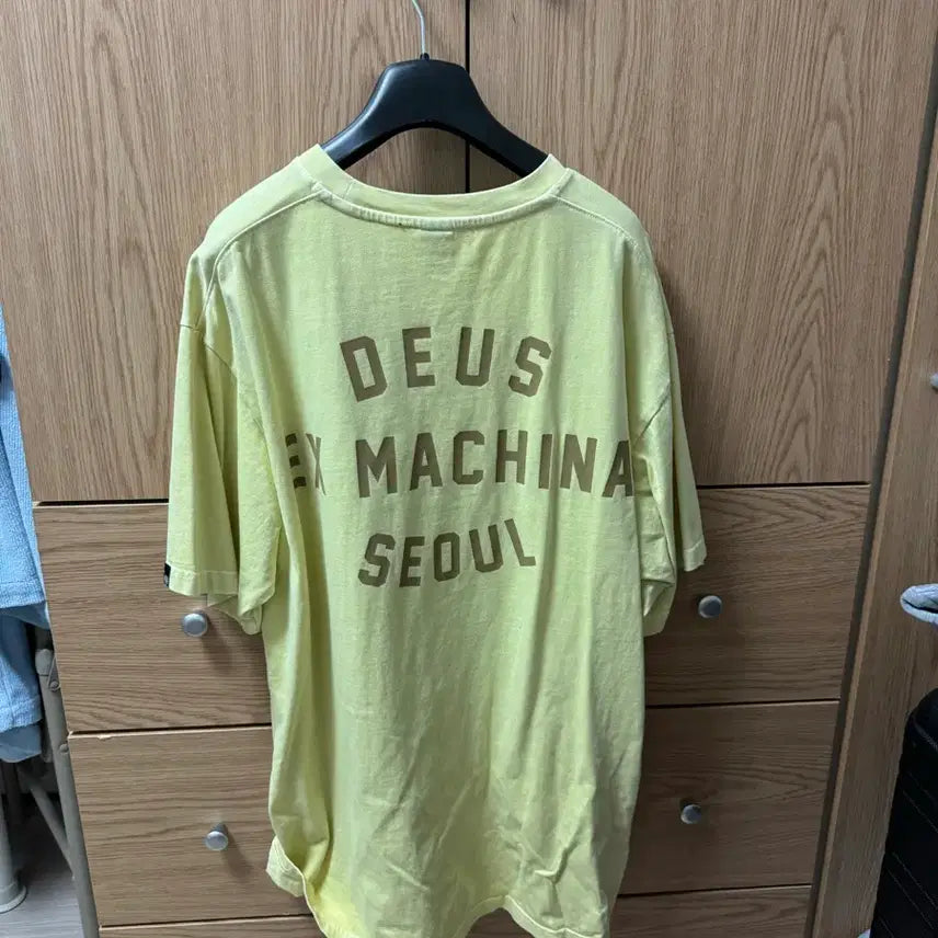 [BUNJANG] Deus Ex Machina Yellow Short Sleeve T-shirt XL / 데우스 엑스 마키나 옐로우 반팔 티셔츠 XL