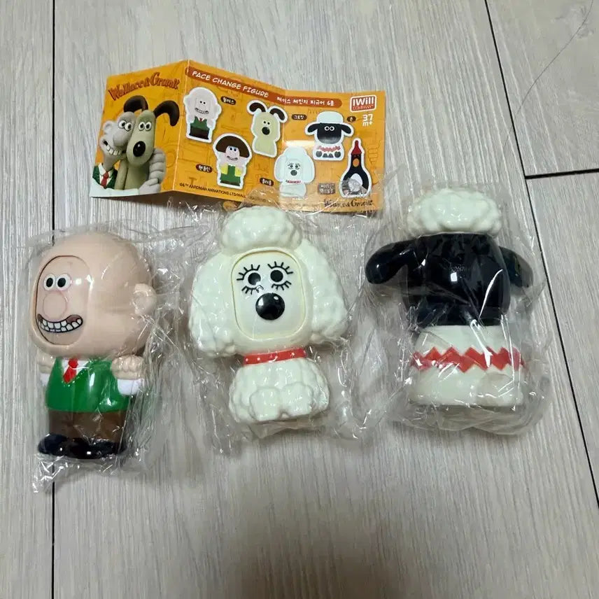 [BUNJANG] Wallace and Gromit Face Change Figure / 택포/ 월레스와 그로밋 페이스 체인지 피규어