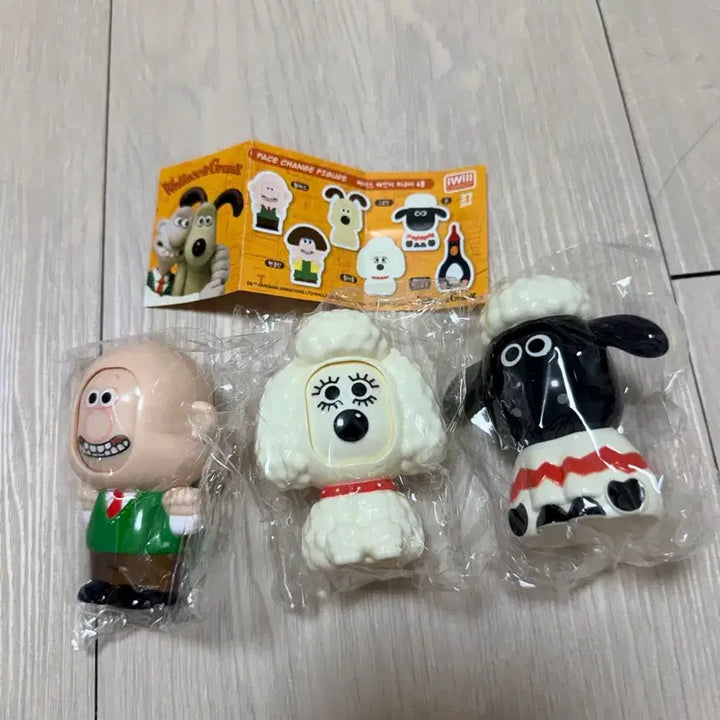 [BUNJANG] Wallace and Gromit Face Change Figure / 택포/ 월레스와 그로밋 페이스 체인지 피규어