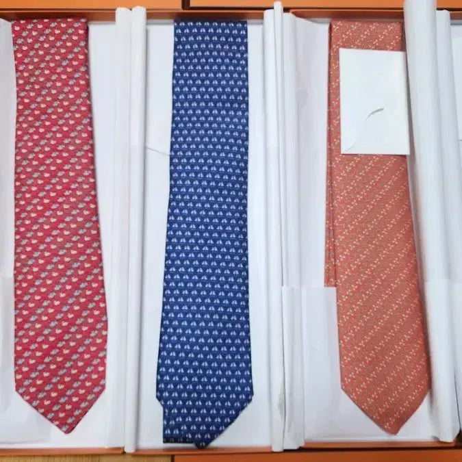 [BUNJANG] Hermès and Ferragamo Silk Necktie Bundle Set / 에르메스 페레가모 넥타이