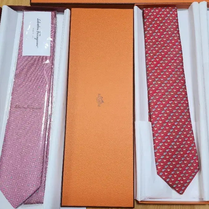 [BUNJANG] Hermès and Ferragamo Silk Necktie Bundle Set / 에르메스 페레가모 넥타이