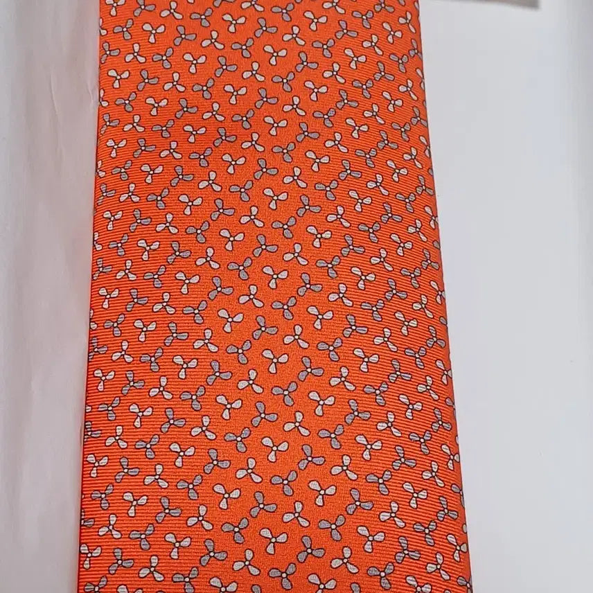 [BUNJANG] Hermès and Ferragamo Silk Necktie Bundle Set / 에르메스 페레가모 넥타이