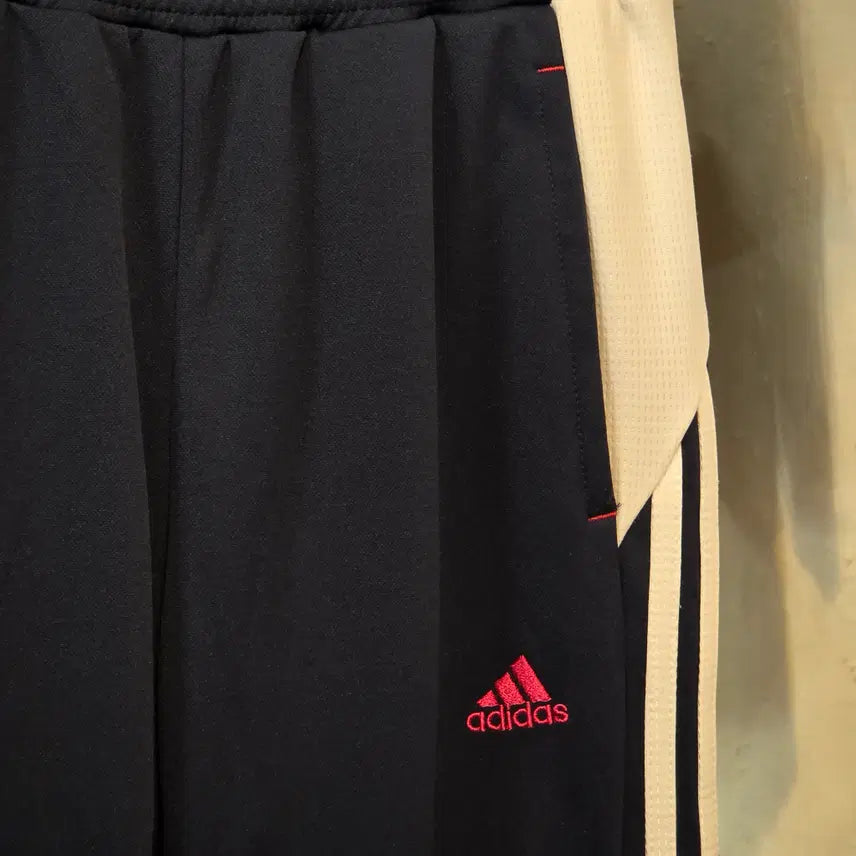 [BUNJANG] Adidas Japan Navy Track Pants / 아디다스 재팬 네이비 트랙팬츠