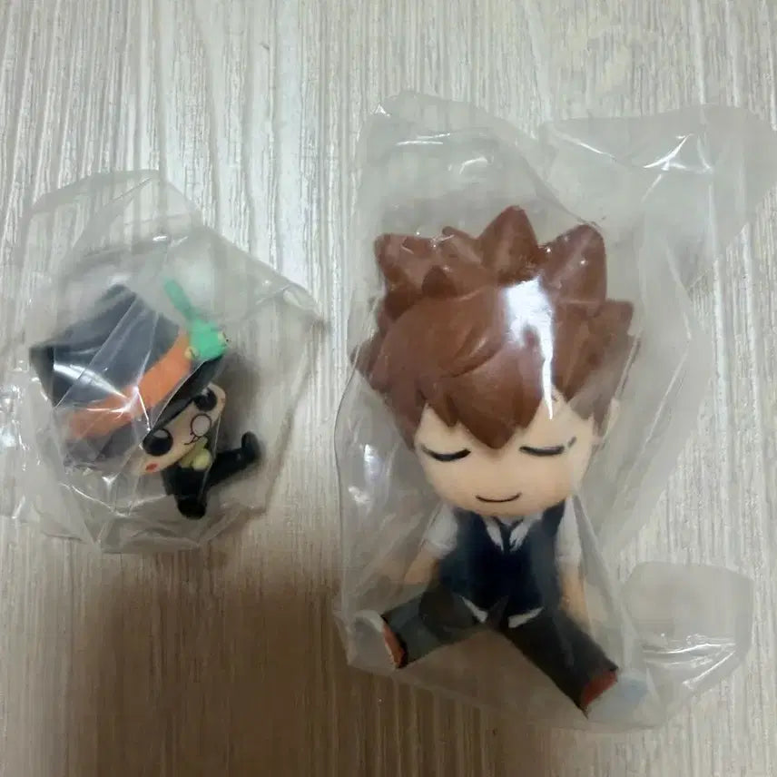 [BUNJANG] Katekyo Hitman Reborn Shoulder Bump Gacha / 택포/ 가정교사 히트맨 리본 어깨꿍 갸챠