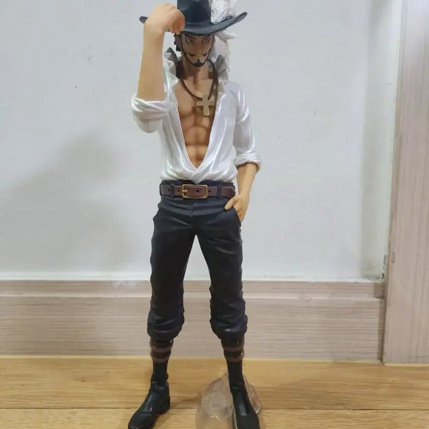 [BUNJANG] One Piece Mihawk Figure Ichiban Kuji B Prize / 원피스 미호크 피규어 제일복권 이치방쿠지 b상