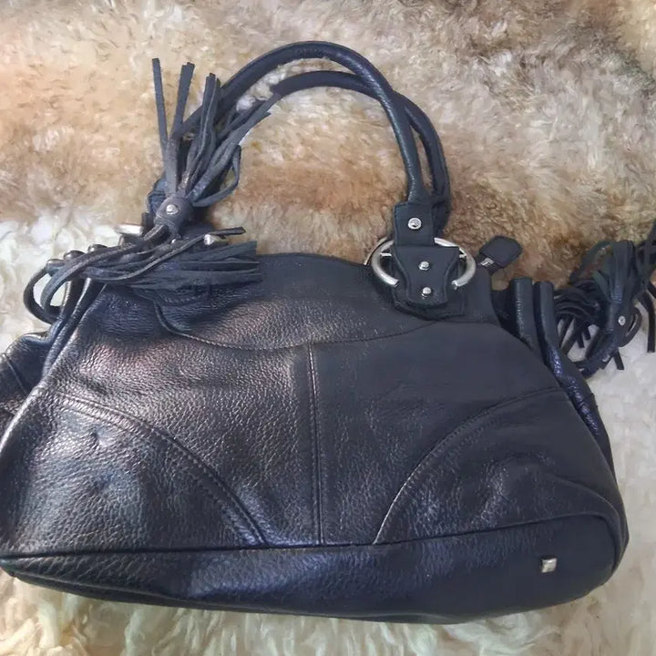[BUNJANG] Black Leather Tassel Tote Bag / 블랙 가죽 태슬 토트백