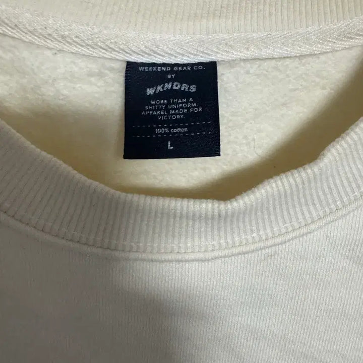 [BUNJANG] WKNDRS White Sweatshirt L / WKNDRS 흰색 맨투맨 티셔츠 L