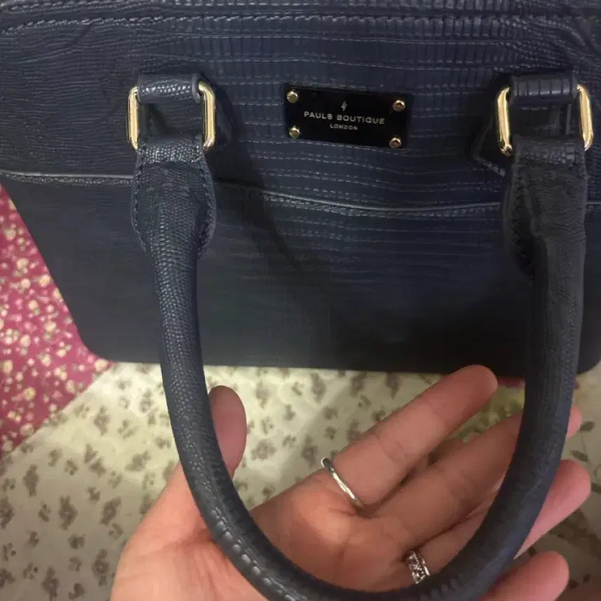 [SOLD OUT] Pauls Boutique 블랙 토트백