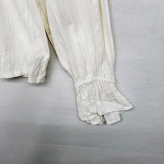[BUNJANG] PAGEBOY Lace Blouse Ivory / PAGEBOY 레이스 블라우스 아이보리