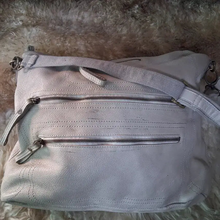 [BUNJANG] Ivory Leather Crossbody Bag / 아이보리 가죽 크로스백