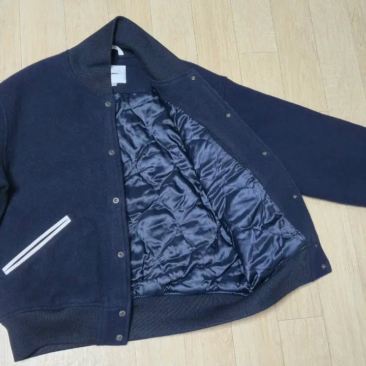 [BUNJANG] Covernat C Patch Varsity Jacket / 커버낫 네이비 울혼방 스타디움 자켓 C 패치 야구 점퍼 바시티 자켓