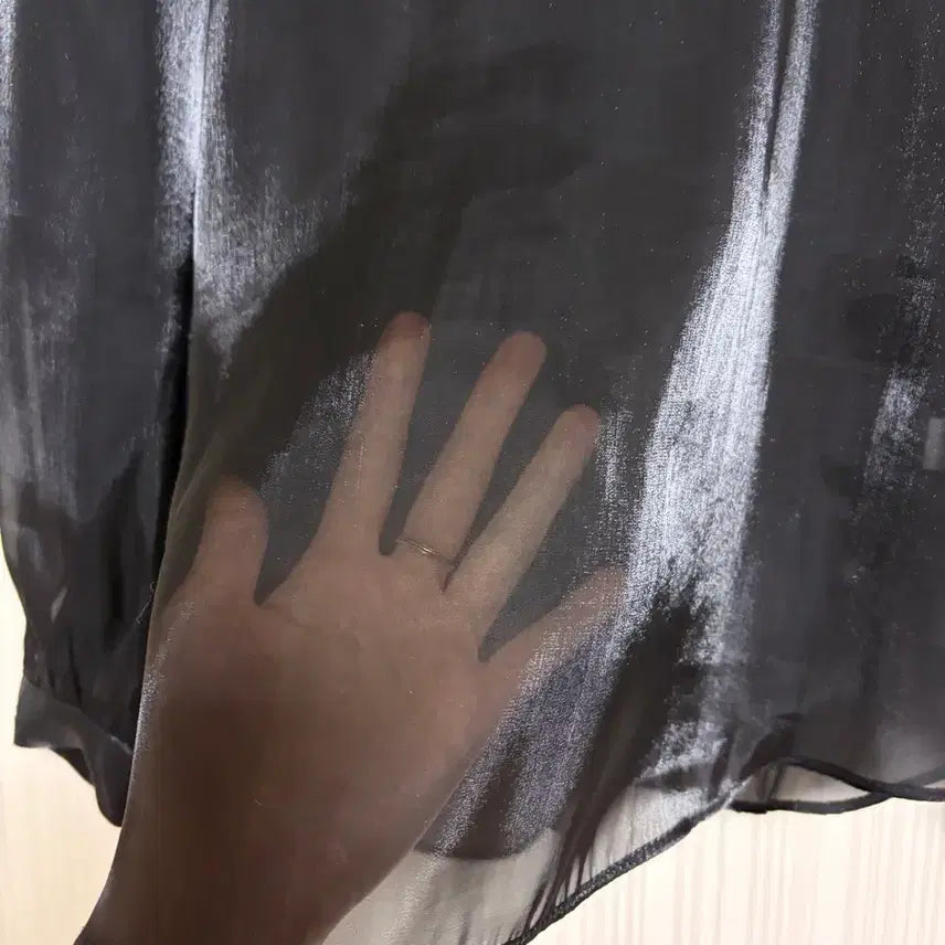 [BUNJANG] Black Sheer Blouse with Puff Sleeves / 블랙 시스루 블라우스 퍼프소매