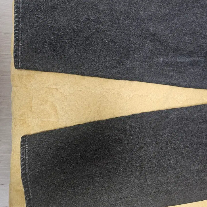 [BUNJANG] Uniqlo Wide Fit Jeans Gray 30 / 유니클로 와이드핏진 그레이 30
