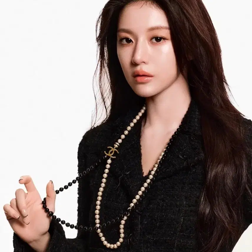 [BUNJANG] Elle Magazine Featuring Go Youn-jung / <모자무싸><이사랑통역되나요?>도라미 고윤정님 화보실린 엘르잡지양도