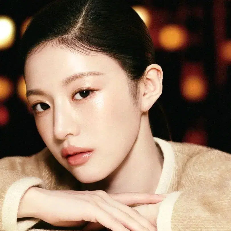 [BUNJANG] Elle Magazine Featuring Go Youn-jung / <모자무싸><이사랑통역되나요?>도라미 고윤정님 화보실린 엘르잡지양도