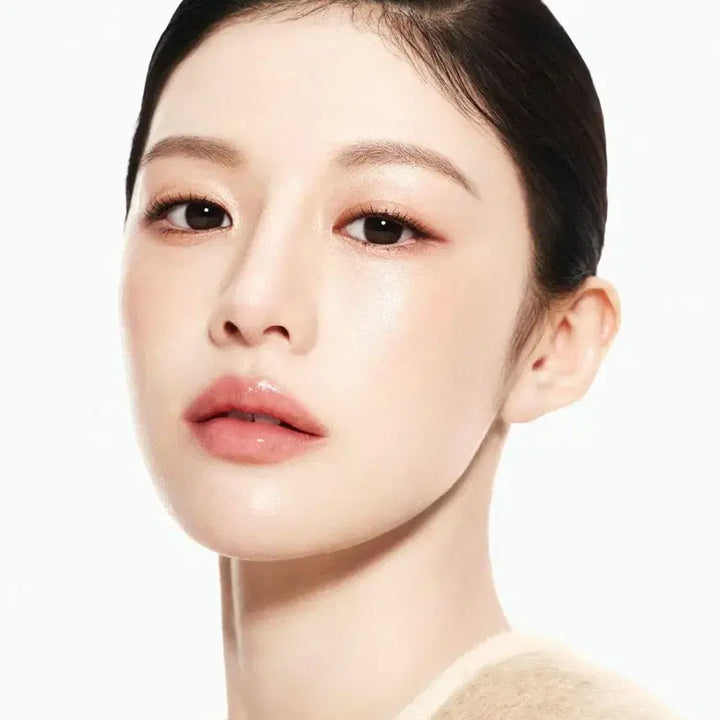 [BUNJANG] Elle Magazine Featuring Go Youn-jung / <모자무싸><이사랑통역되나요?>도라미 고윤정님 화보실린 엘르잡지양도