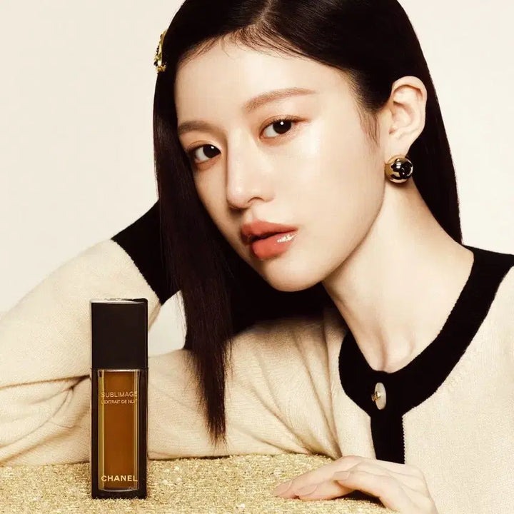 [BUNJANG] Elle Magazine Featuring Go Youn-jung / <모자무싸><이사랑통역되나요?>도라미 고윤정님 화보실린 엘르잡지양도
