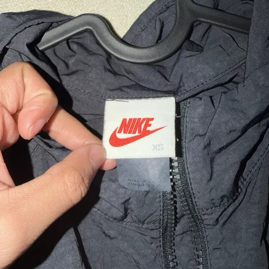 [BUNJANG] Nike x Stussy Windrunner Jacket Off Noir / 나이키 X 스투시  윈드러너 자켓 오프 느와르