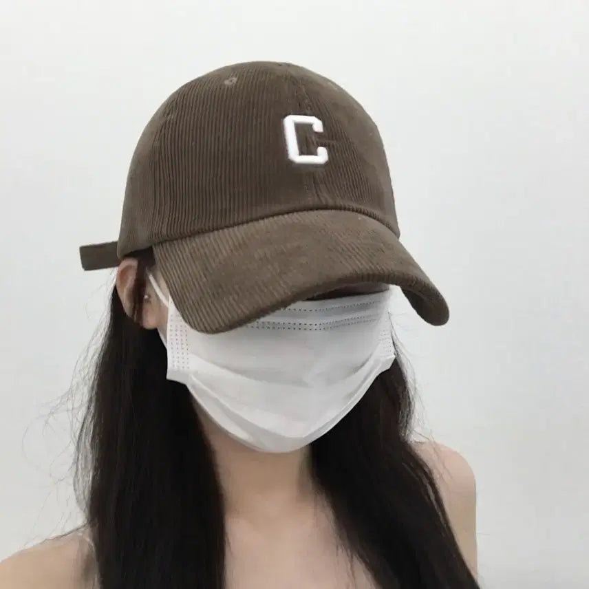 [BUNJANG] Benny Heroes C Logo Corduroy Ball Cap / 베니히로즈 C로고 코듀로이볼캡