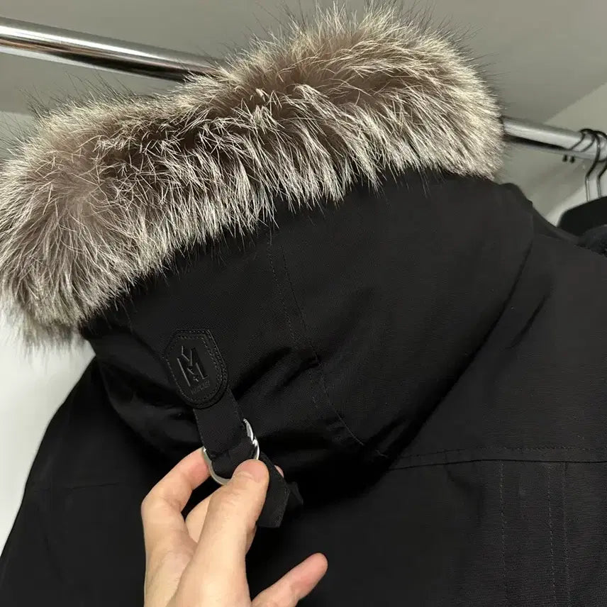 [BUNJANG] Mackage Dixon Silver Fur/Black Jacket / 맥케이지 딕슨 백화점판 40